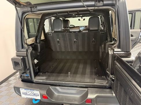 Used 2022 Jeep Wrangler Unlimited Rubicon 4xe w/ Cold Weather Group AWD/4WD image 29