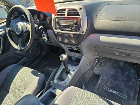 Used 2003 Toyota RAV4 4WD image 13