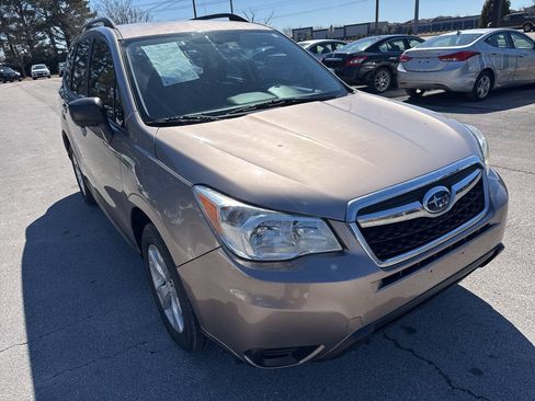 Used 2015 Subaru Forester 2.5i w/ Alloy Wheel Package AWD/4WD image 4