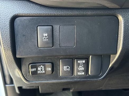 Used 2023 Toyota Tacoma TRD Off-Road AWD/4WD image 36