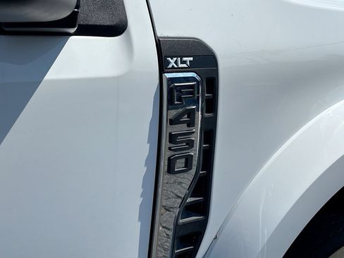 Used 2024 Ford F450 XLT AWD/4WD image 12