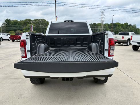 Used 2022 RAM 2500 Big Horn w/ Night Edition AWD/4WD image 29