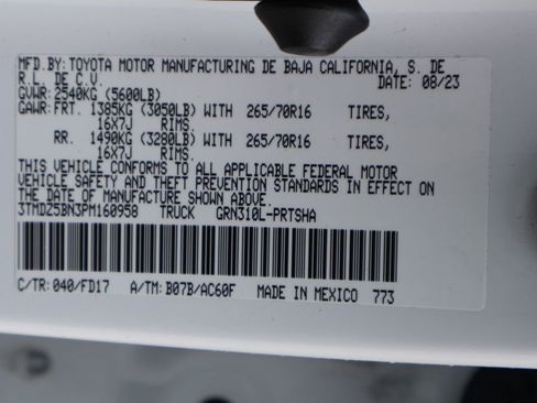 Used 2023 Toyota Tacoma TRD Off-Road image 17
