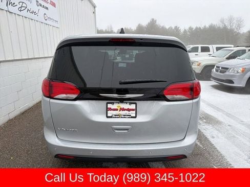 New 2026 Chrysler Voyager LX image 8