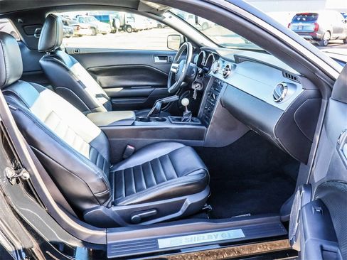 Used 2007 Ford Mustang GT Premium image 18