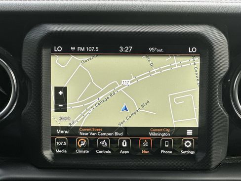 Used 2023 Jeep Wrangler Unlimited Rubicon 392 AWD/4WD image 28