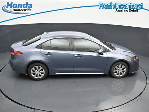 Used 2025 Toyota Corolla LE FWD image 26