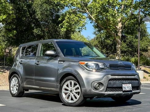 Used 2019 Kia Soul + FWD image 12