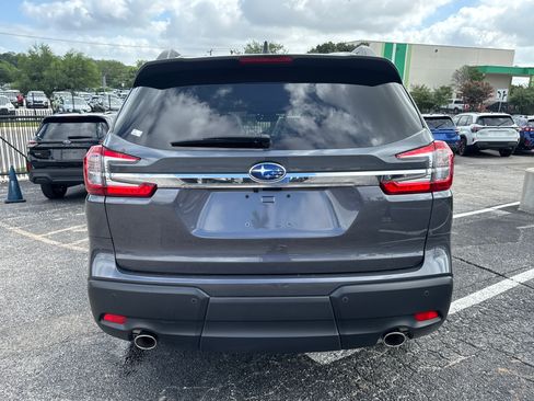 Certified 2025 Subaru Ascent Limited AWD/4WD image 4