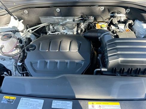 New 2026 Volkswagen Atlas Cross Sport SE image 47