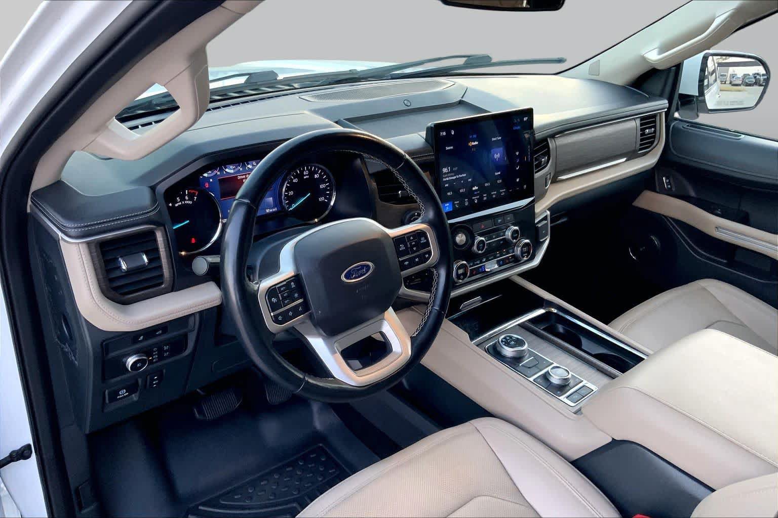 Used 2022 Ford Expedition Max Limited AWD/4WD image 18