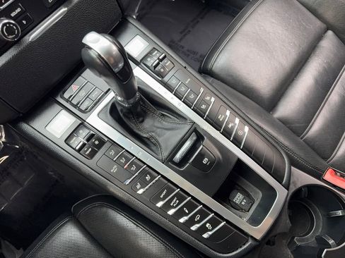 Used 2015 Porsche Macan Turbo AWD/4WD image 65