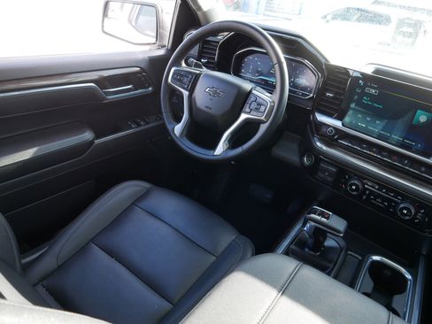 Certified 2023 Chevrolet Silverado 1500 RST w/ Convenience Package II image 9