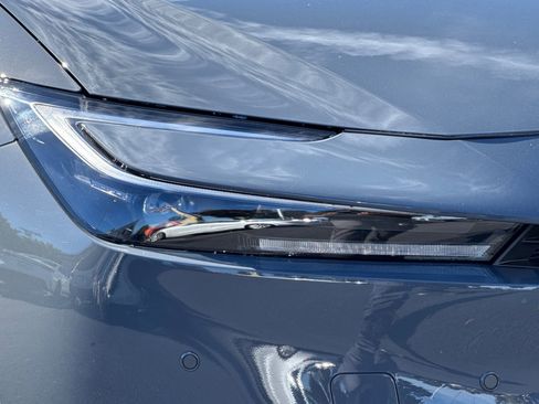 New 2026 Toyota Prius Plug-In Hybrid image 31