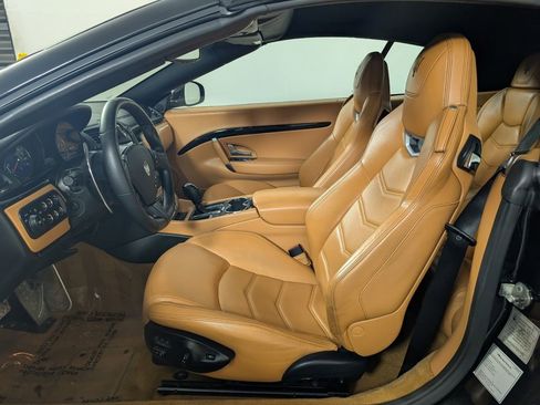Used 2014 Maserati GranTurismo Sport image 11