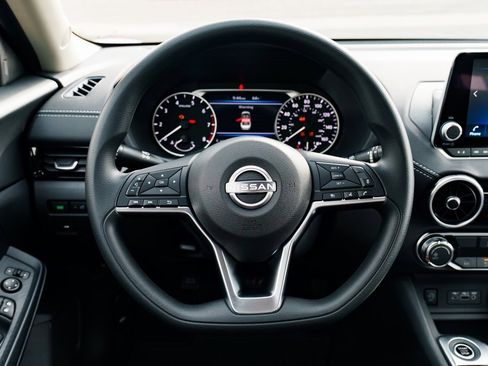 New 2025 Nissan Sentra SV image 11