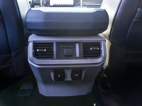 Used 2023 Ford F150 Limited image 10