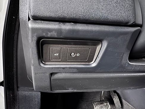 Used 2019 Land Rover Range Rover Evoque AWD/4WD image 30