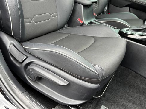 Used 2024 Kia Forte GT-Line FWD image 23