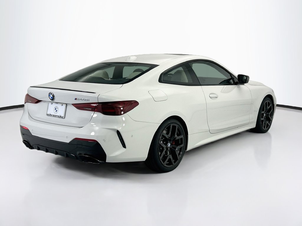 New 2027 BMW M440i Coupe w/ Premium Package RWD image 5
