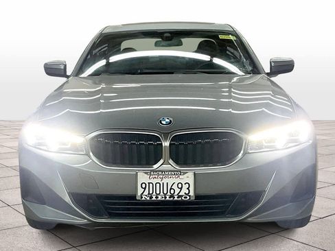 Used 2023 BMW 330e image 3
