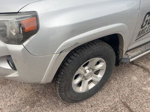 Used 2015 Toyota 4Runner SR5 image 2