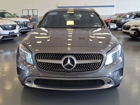 Used 2017 Mercedes-Benz GLA 250 4MATIC image 2