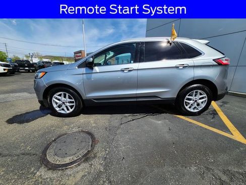Certified 2023 Ford Edge SEL w/ Convenience Package AWD/4WD image 4