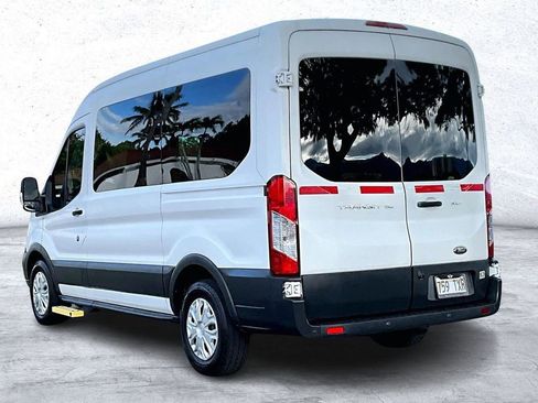 Used 2016 Ford Transit 150 XLT image 12