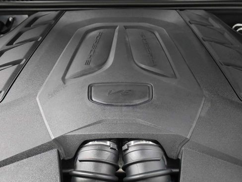 New 2025 Porsche Cayenne GTS image 49