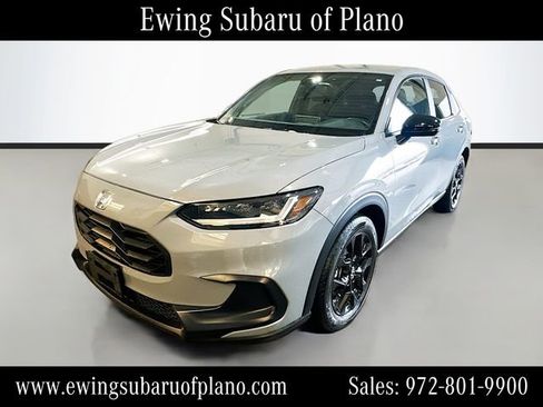 Used 2024 Honda HR-V Sport image 3