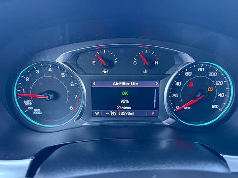 Used 2023 Chevrolet Traverse LT w/ LT Premium Package AWD/4WD image 34