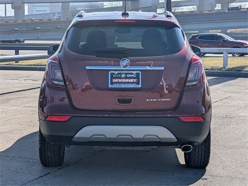 Certified 2022 Buick Encore Preferred w/ Safety Package image 5