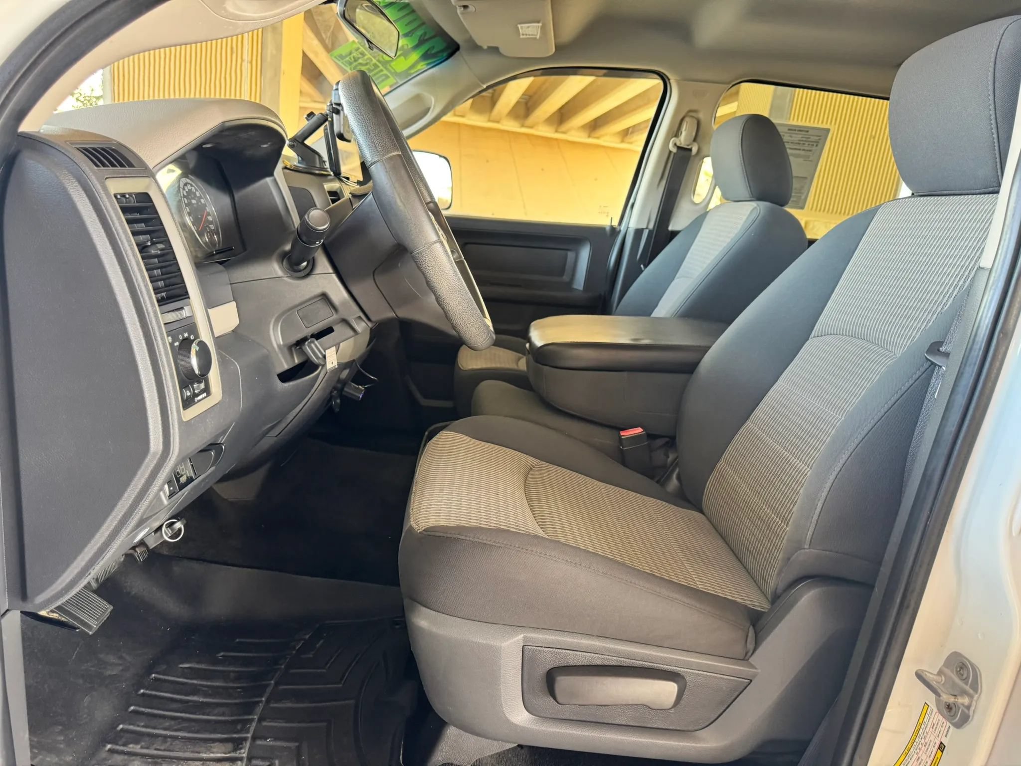 Used 2011 RAM 2500 ST w/ ST Popular Equipment Group RWD image 12