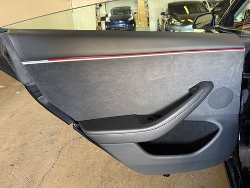 Used 2024 Tesla Model 3 Performance AWD/4WD image 21