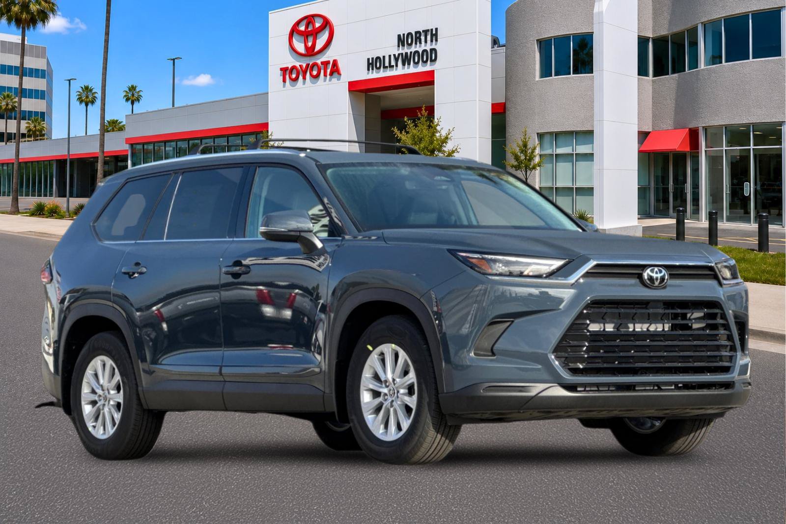 New 2026 Toyota Grand Highlander XLE FWD image 8