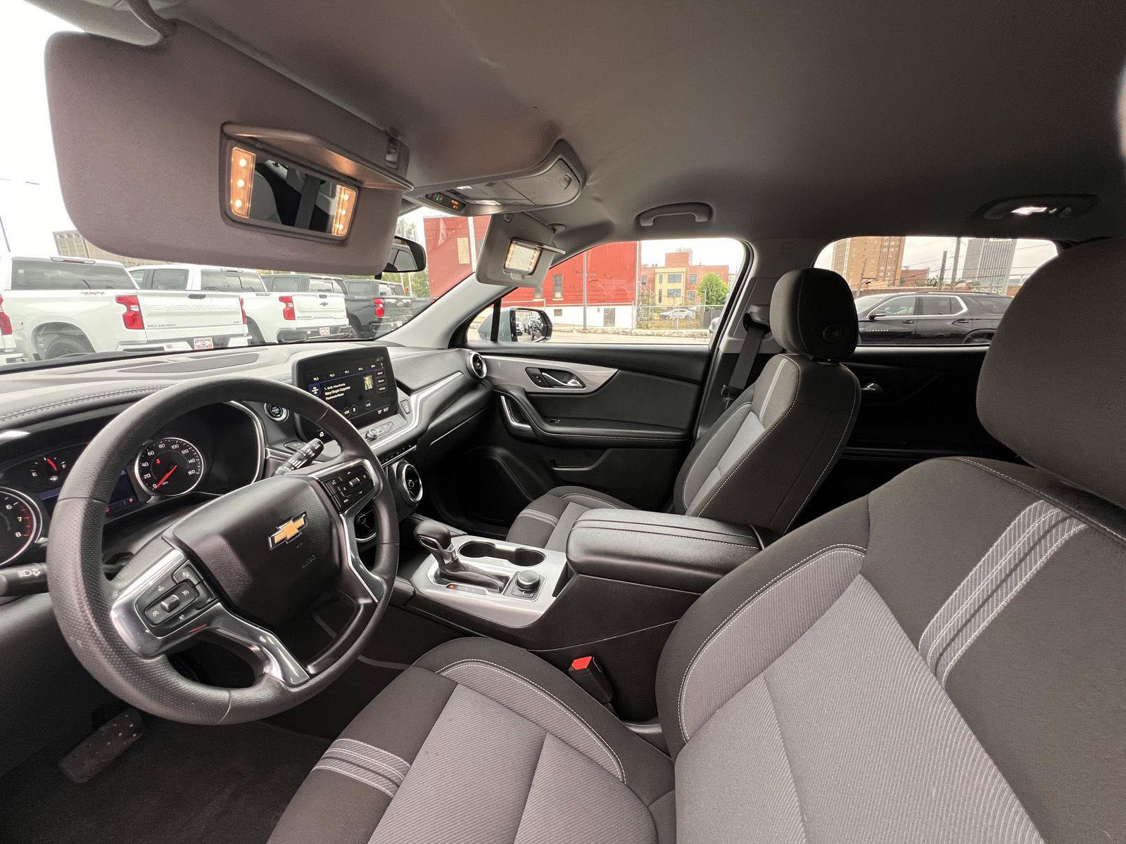 Used 2024 Chevrolet Blazer LT FWD image 13