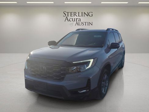 Used 2024 Honda Passport TrailSport image 16