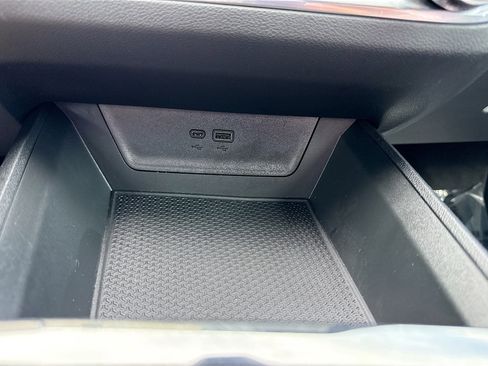 Used 2026 Chevrolet Equinox RS FWD image 30