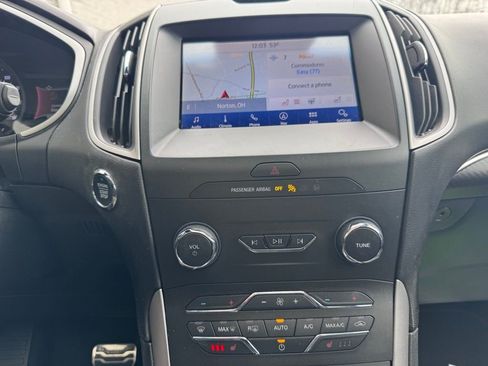 Used 2020 Ford Edge ST-Line w/ Cold Weather Package image 17