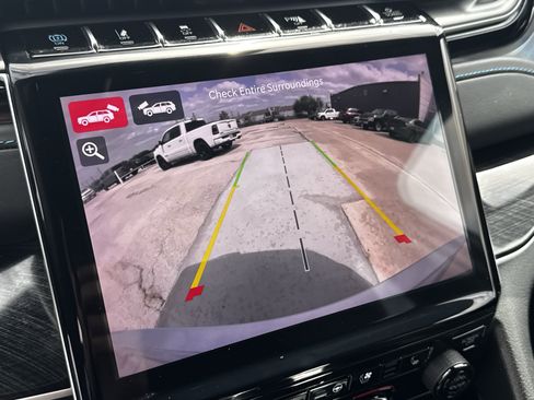 Used 2022 Jeep Grand Cherokee Trailhawk image 19