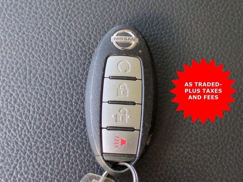 Used 2020 Nissan Titan SV w/ SV Convenience Package image 31