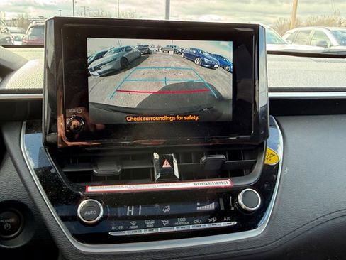 Used 2024 Toyota Corolla Cross AWD Hybrid w/ Moonroof Package image 20