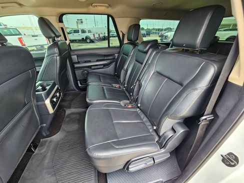 Used 2022 Ford Expedition Max XLT AWD/4WD image 27