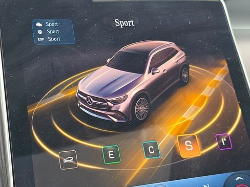 Certified 2026 Mercedes-Benz GLC 300 GLC 300 image 32