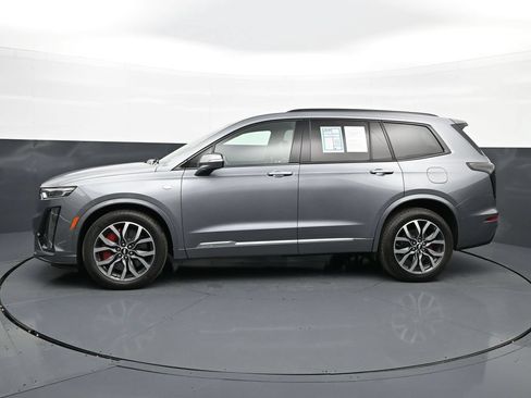 Used 2022 Cadillac XT6 Sport w/ Technology Package AWD/4WD image 4