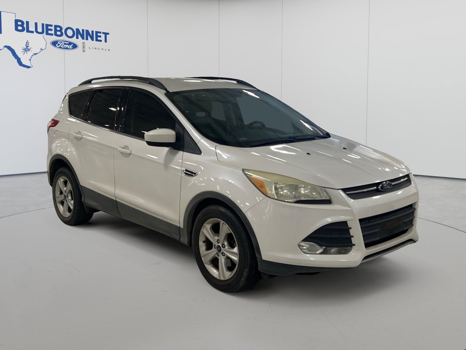 Used 2015 Ford Escape SE w/ Equipment Group 201A FWD image 3