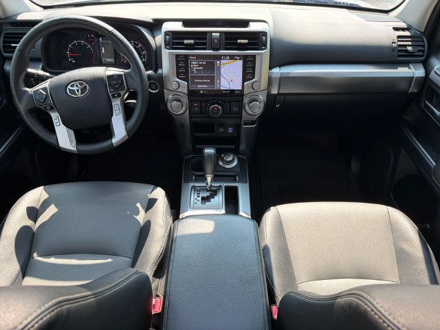 Used 2021 Toyota 4Runner SR5 Premium w/ Moonroof Package AWD/4WD image 25