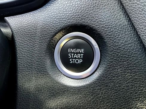 Used 2022 Toyota Corolla SE w/ SE Premium Package image 35