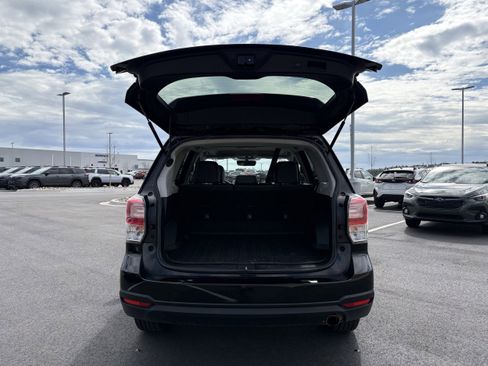 Used 2018 Subaru Forester 2.5i Limited image 11